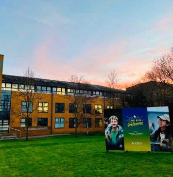 英国萨里大学2024年春季入学硕士国际学生卓越奖学金开放申请(12月15日截止)
