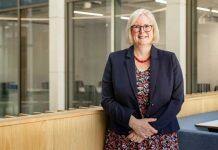 英国利兹大学教授荣获英国皇家学会加博尔奖章