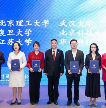 武汉大学获国家级八年免检来华留学质量认证