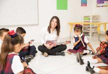 西浦学者研究表明:参加课外兴趣班未必能使幼儿领先他人