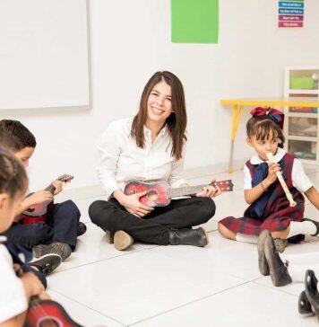 西浦学者研究表明:参加课外兴趣班未必能使幼儿领先他人