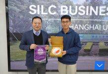 泰国东盟普吉泰华学校与上海大学悉尼工商学院进行国际交流