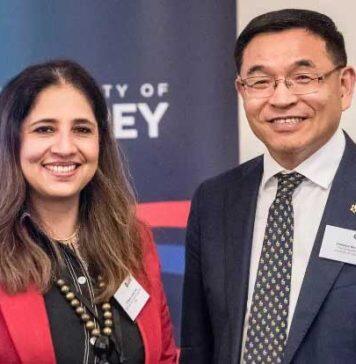 英国萨里大学2023年度校友奖公布