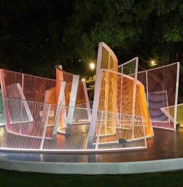 在喧嚣中找寻宁静 西浦艺术装置“城市花火”绽放上海街头