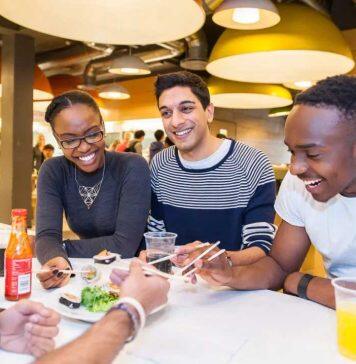 英国萨里大学全国学生满意度调查保持全英前列