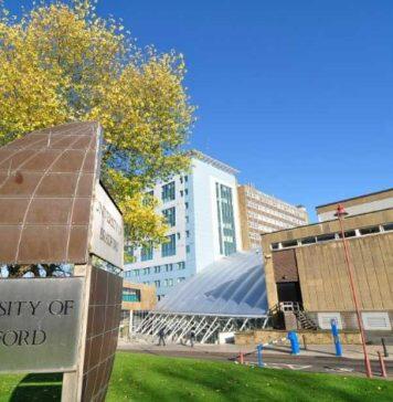 布拉德福德大学管理学院持续获得英国特许小型商业协会认证