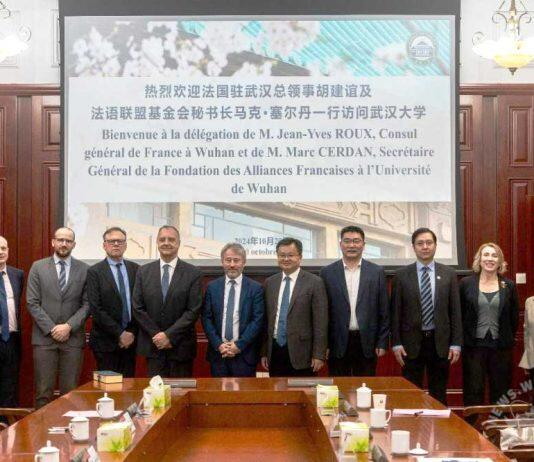 张平文会见法国法语联盟基金会秘书长马克·塞尔丹一行