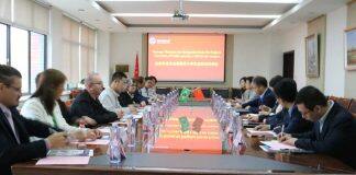 巴西戈亚斯联邦大学代表团访问河北科技大学