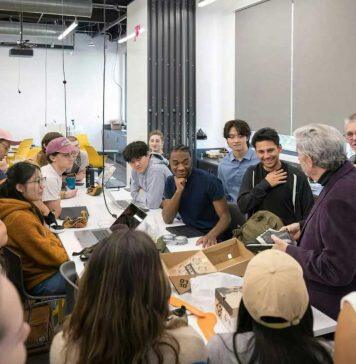 美国南加州大学Iovine and Young学院与Marshall商学院宣布联合推出创新商业学士学位