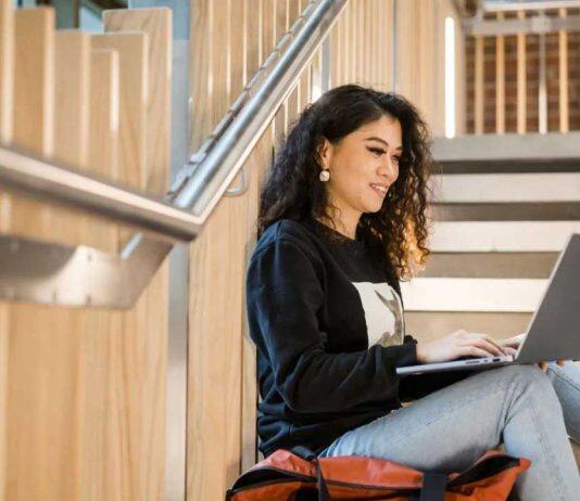 英国利兹大学2026入学季卓越奖学金开放申请