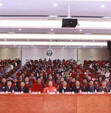 武汉大学地理学科发展与交叉创新论坛举行