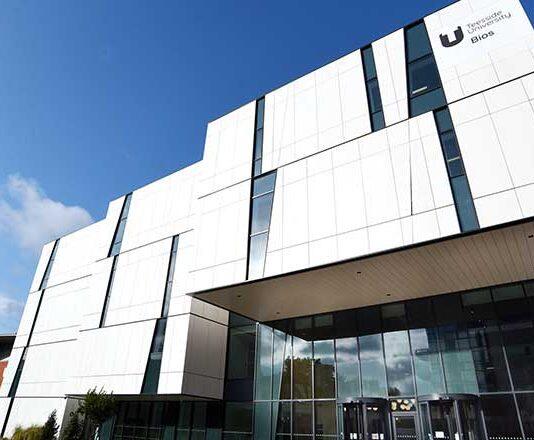 提赛德大学BIOS大楼斩获英国国家级大奖领跑未来健康医学教育