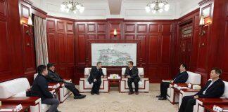 故宫博物院前院长郑欣淼一行访问武汉大学考察交流