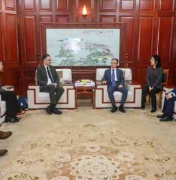 欧洲管理发展基金会对武汉大学经济与管理学院进行EQUIS现场认证