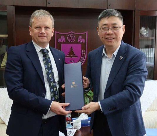 南京大学与谢菲尔德大学共探合作新局