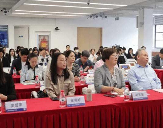 上海大学悉尼工商学院在“正大杯”上海市赛中晋级国赛再启新程