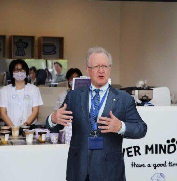 昆山杜克大学引入“无声咖啡店”助力残障人士就业