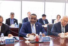 美国肯恩大学校长雷波列特及理事团温肯访问纪实