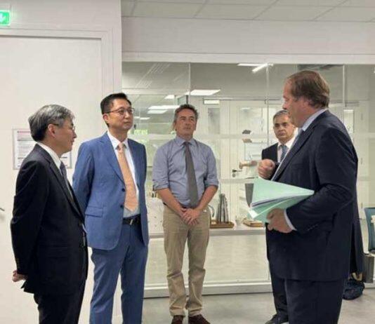 法国凯致商学院与上海交通大学签署合作备忘录